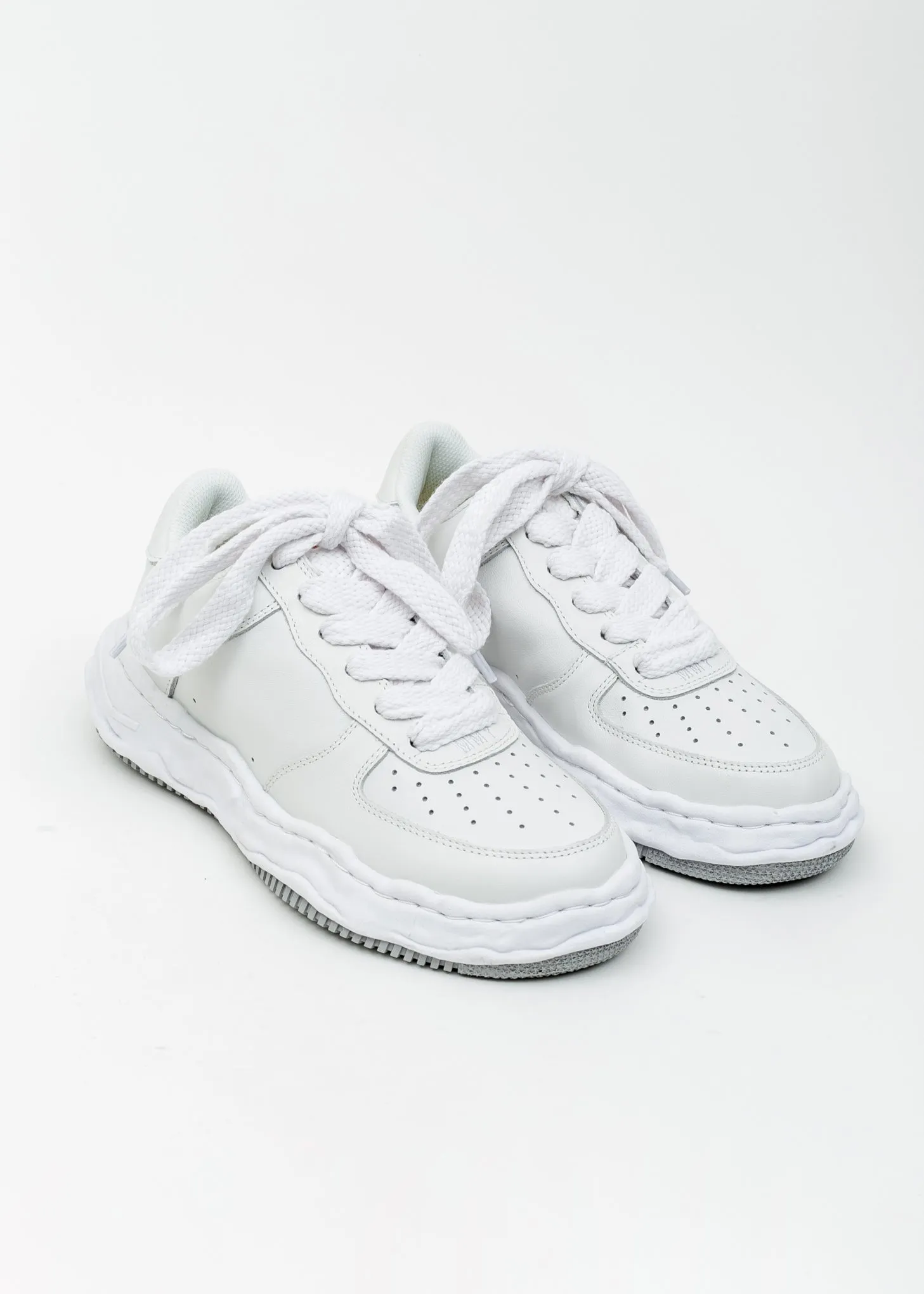 White Original Sole Leather Sneaker (WAYNE LOW)