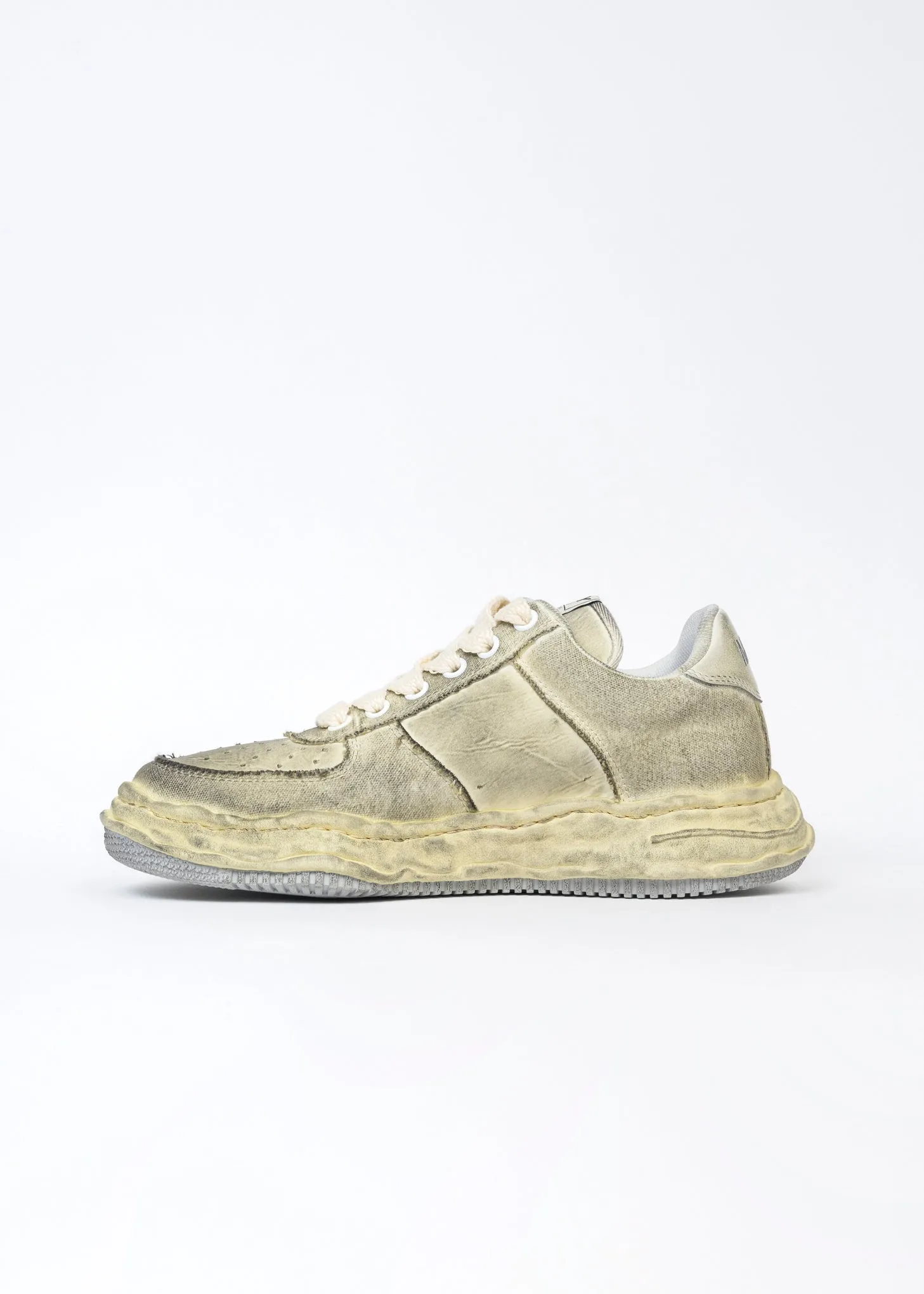 White Original Sole Mix Material Low-Top Sneaker (WAYNE LOW)