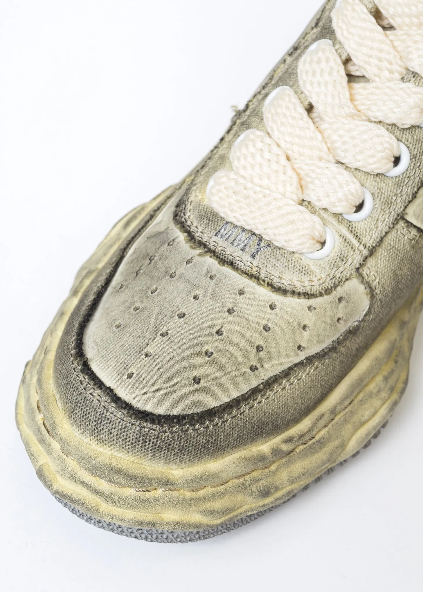 White Original Sole Mix Material Low-Top Sneaker (WAYNE LOW)