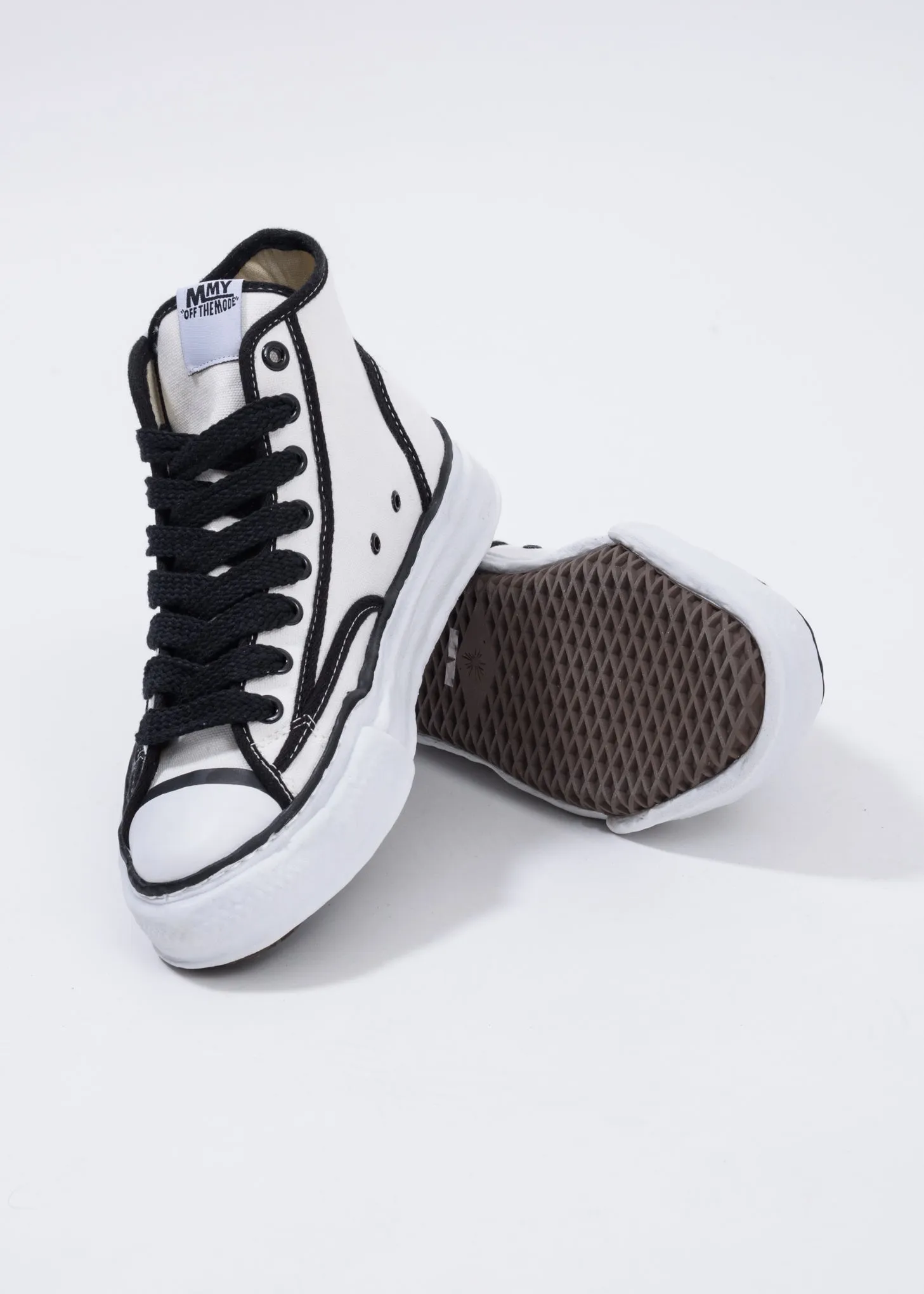 White Trick Detail Original Sole High Top Sneaker