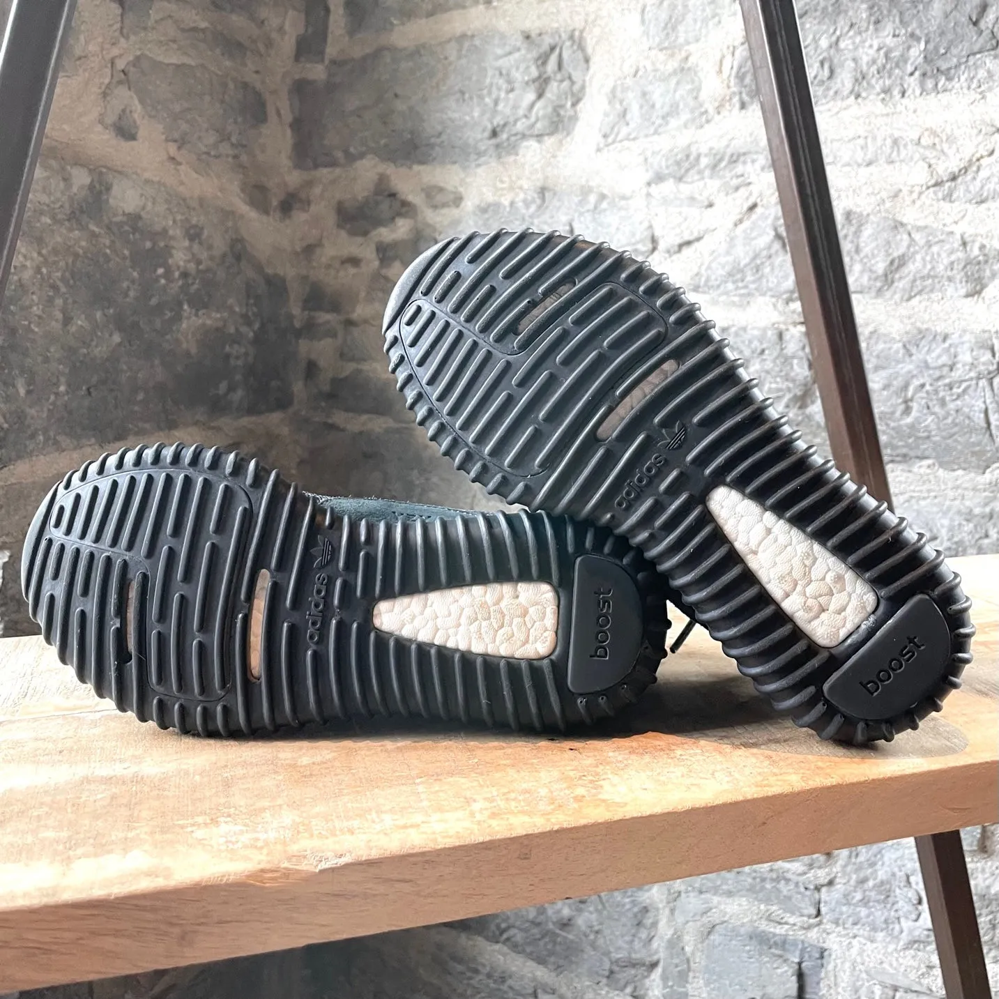 Yeezy Boost 350 Pirate Black Low-top Sneakers