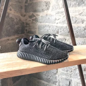 Yeezy Boost 350 Pirate Black Low-top Sneakers