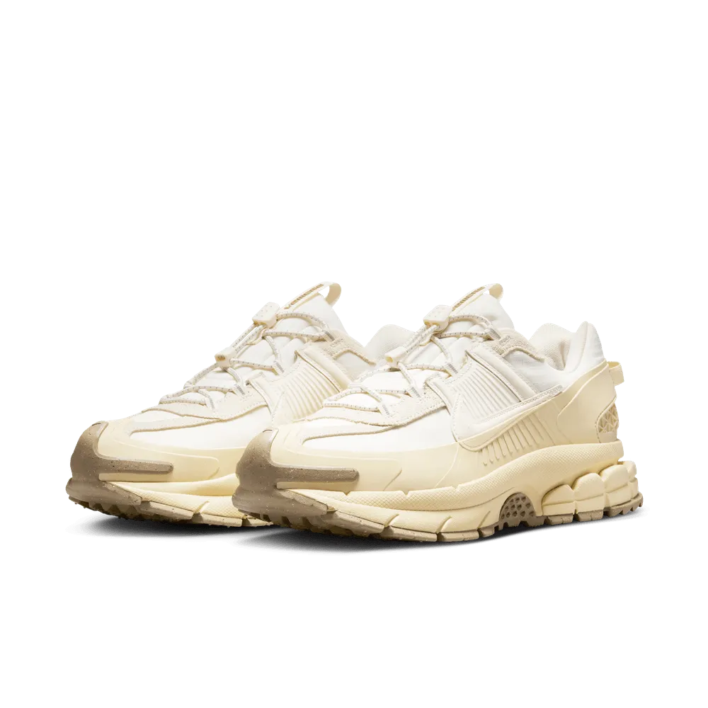Zoom Vomero Roam 'Pale Ivory'